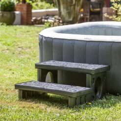 Devant -PiscinePro Soldes Magasin marche pied pour spa 1