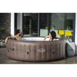 Spa Bestway Lay-Z St Moritz Air Jet 5-7 Places -PiscinePro Soldes Magasin spa bestway lay z st moritz air jet 5 7 places 2